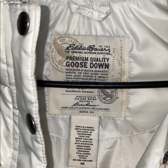 Eddie Bauer Puffy Vest - Picture 2 of 2